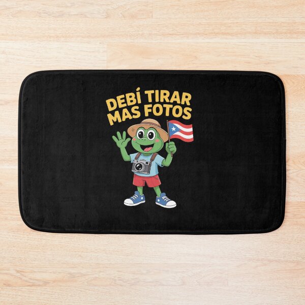 Item preview, Debi Tomar Mas Fotos Rana Turista Diseño Divertido Viaje designed and sold by VasilisLamArt.
