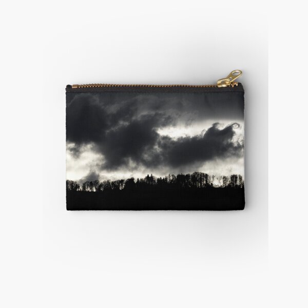 Artikelvorschau, Lebendige Schatten – Schwarzweisslandschaft voller Kraft / Swiss Artwork Photography entworfen und verkauft von Raphael Wolf.