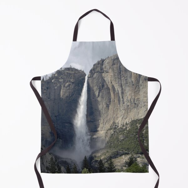 Aperçu de l'œuvre Le casse-tête des cascades du parc national de Yosemite — une merveille naturelle emblématique de la Californie créée et vendue par BB Design Garage.
