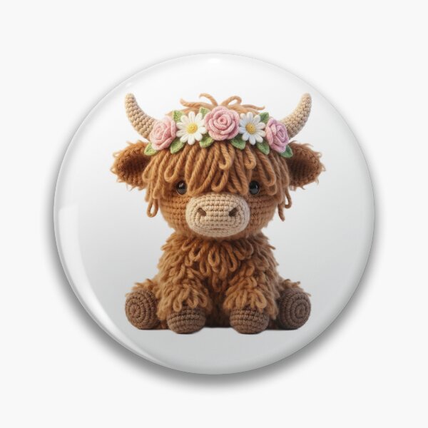 Artikelvorschau, Niedliches gehäkeltes Hochlandrind mit Blumenkranz – Amigurumi-Boho-Bauernhauskunst entworfen und verkauft von TANKLI.