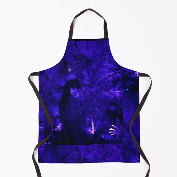 Artikelvorschau, Mystischer Wald unter violetten Schatten entworfen und verkauft von TrisaThyme.