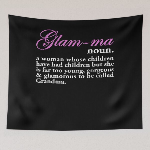 Aperçu de l'œuvre Glam Ma Too Glamour à être appelé grand-maman T-shirt cadeau créée et vendue par shoppzee.