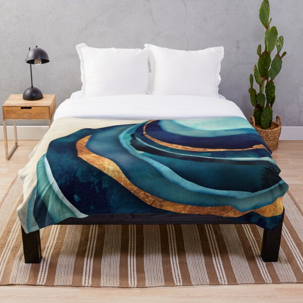Aperçu de l'œuvre Bleu abstrait avec de l'or créée et vendue par spacefrogdesign.