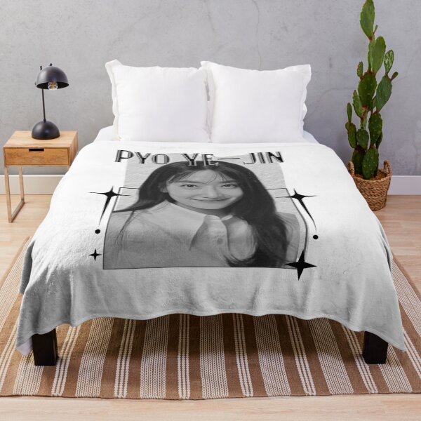 Item preview, Pyo Ye-jin Korean actress K-drama Korean drama artr Scrapbook Collage Cozy Y2K Vintage Design designed and sold by HELL0WBELLO.