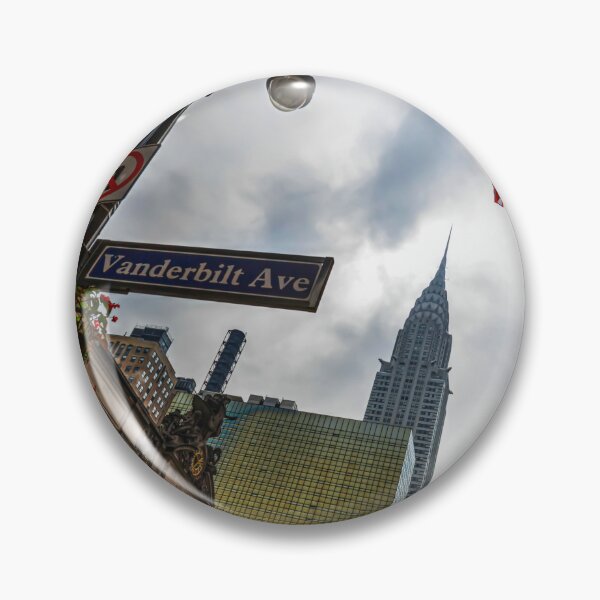 Item preview, Horizonte de la ciudad de Nueva York con el edificio Chrysler designed and sold by Paul Thompson Photography.