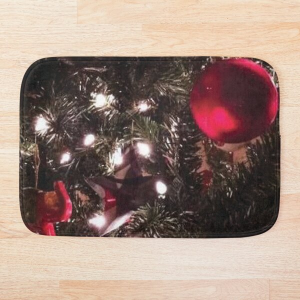 Artikelvorschau, Ornamente, die den Weihnachtsbaum schmücken entworfen und verkauft von PSCSCo.