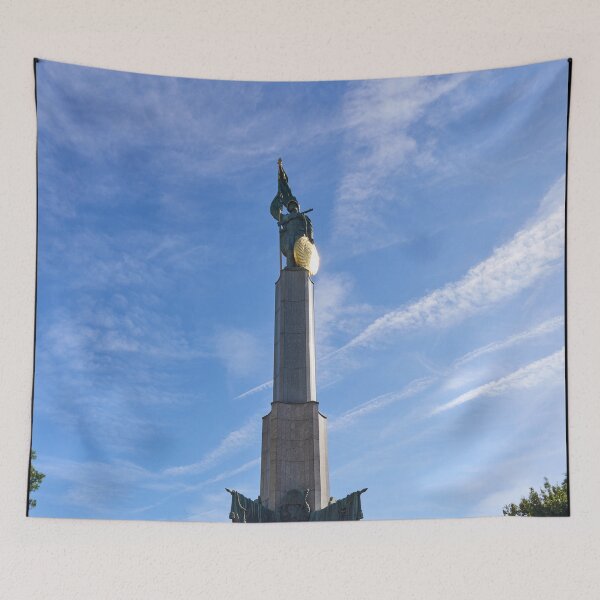 Artikelvorschau, Sowjetisches Kriegsdenkmal. Wien 2025 entworfen und verkauft von Jouko Lehto Photography.
