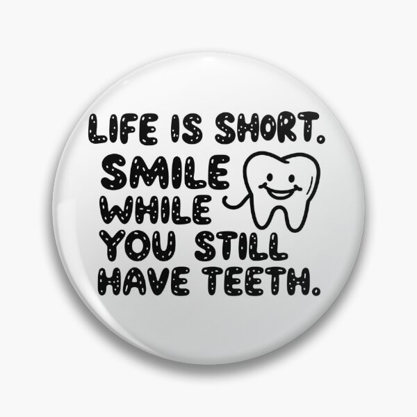 Aperçu de l'œuvre Smile While You Have Teeth créée et vendue par SynthStitch.