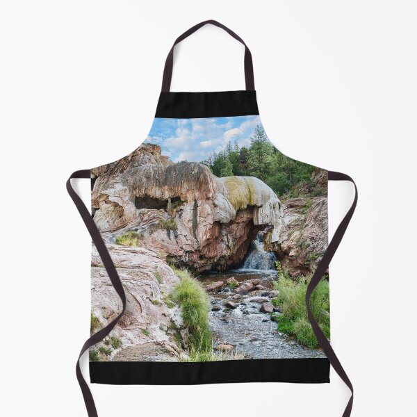 Artikelvorschau, Soda-Staudamm in Jemez Springs entworfen und verkauft von Cathy Jones.