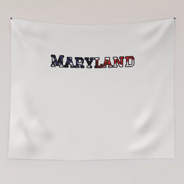 Artikelvorschau, Typografie mit der Flagge von Maryland, USA – Patriotisches Design mit Sternen und Streifen für amerikanischen Stolz entworfen und verkauft von Long Family Gifts.