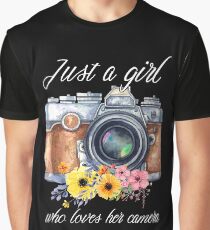 Just a girl who loves her camera Photographer TShirt Graphic T-Shirt