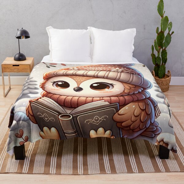 Aperçu de l'œuvre Un adorable hibou de dessin animé lit sous un arbre enneigé créée et vendue par HappySproutArt.