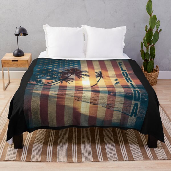 Artikelvorschau, Florida Amerikanische Flagge Stolz Strand Surfer Patriotisches Geschenk entworfen und verkauft von GaryBellcvbnb.