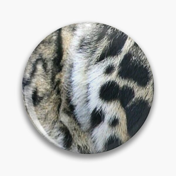 Artikelvorschau, Bewölkter Leopard entworfen und verkauft von MoodyMuseArt.
