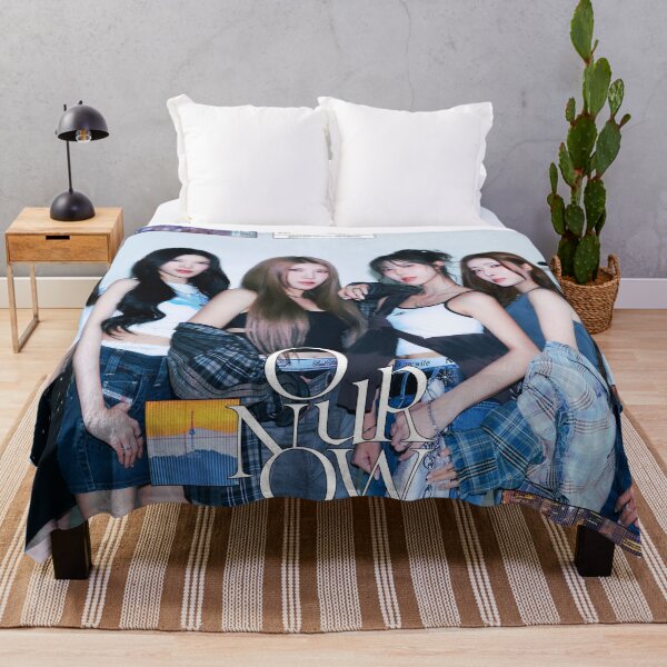 Item preview, PURPLE KISS KPOP designed and sold by jaofnn.