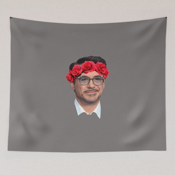 Aperçu de l'œuvre COURONNE DE FLEURS DE ROBERT DOWNEY JR créée et vendue par SkyStratton.