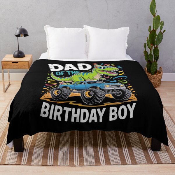 Artikelvorschau, Papa des Geburtstagskindes Monster Truck Dinosaurier Party Kinder T Rex entworfen und verkauft von KonopikaaArt.
