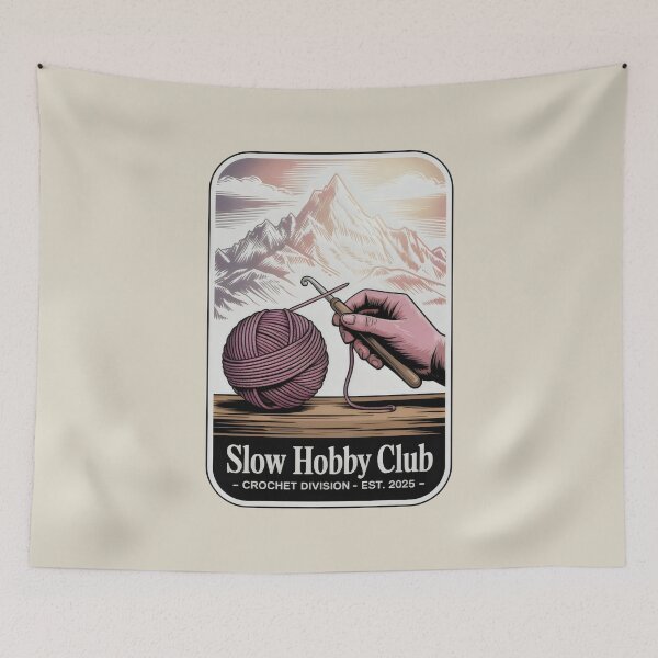 Artikelvorschau, Emblem der Häkelabteilung des Slow Hobby Clubs mit Bergen und rosa Garn entworfen und verkauft von SplashTastic.