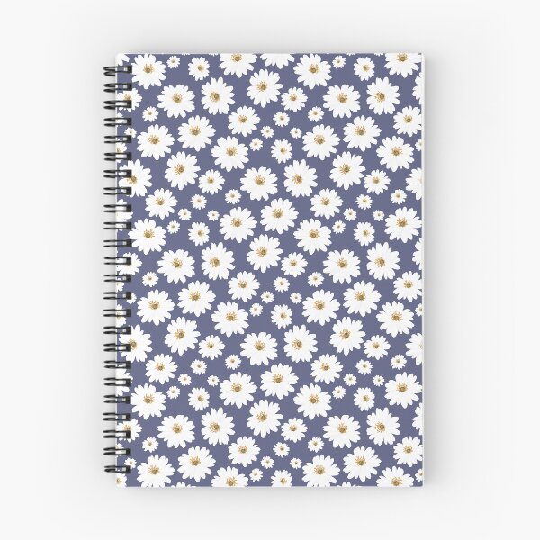 Artikelvorschau, Weiße Gänseblümchen auf blauem Hintergrund entworfen und verkauft von PapuruDesigns.