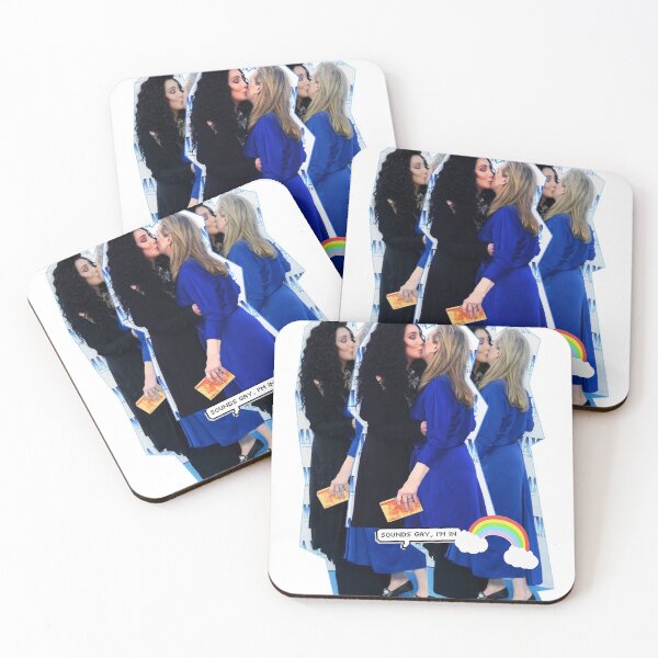 Item preview, Mamma Mia Here We Go Again / Ruby y Meryl Streep Kiss designed and sold by Borjaswift.