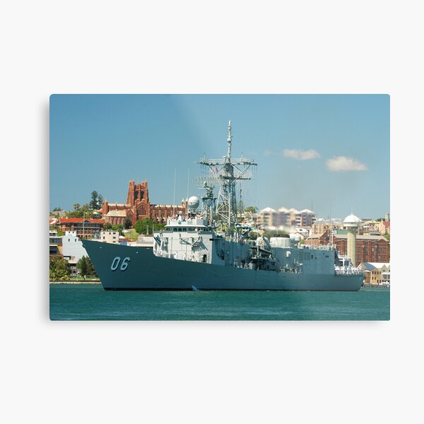 HMAS Newcastle Royal Australian Navy Pin Insignia