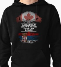Canadien cultivé avec des racines serbes cadeau pour serbe de Serbie - drapeau de la Serbie dans les racines Sweat à capuche