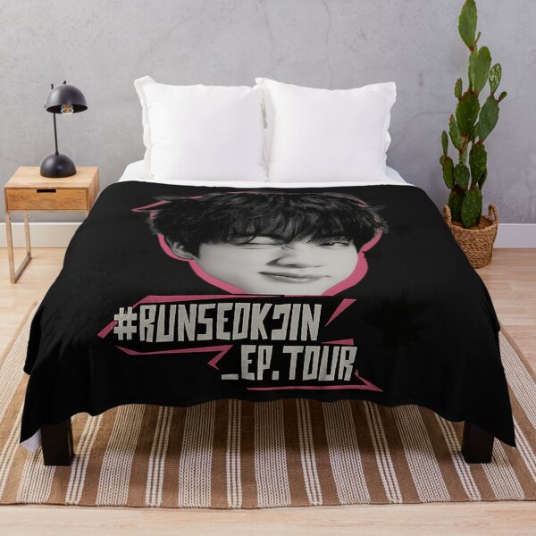 Artikelvorschau, Retro Run Seokjin Ep Tour entworfen und verkauft von AhliyWidener.