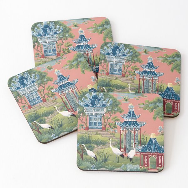 Artikelvorschau, Kraniche in einem Pagodengarten im Chinoiserie-Stil in Blau und Lachsrosa entworfen und verkauft von SophieClimaArt.