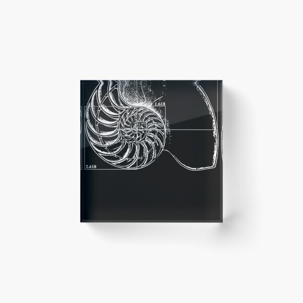 Item preview, Fibonacci en una concha de Nautilus designed and sold by ClausSchutte.