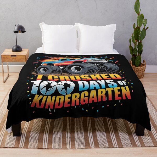 Artikelvorschau, Ich habe 100 Tage Kindergartenjungen vernichtet entworfen und verkauft von lilLilaBatArt.