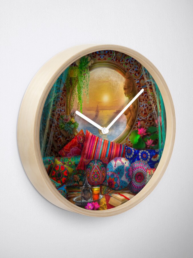 Alternate view of Oasis Clock