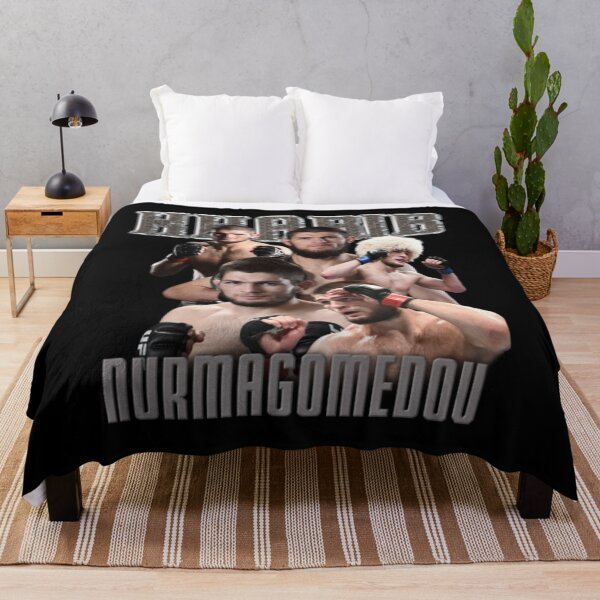 Artikelvorschau, Khabib Nurmagomedov „Der Adler“ Vintage entworfen und verkauft von JeyVel.