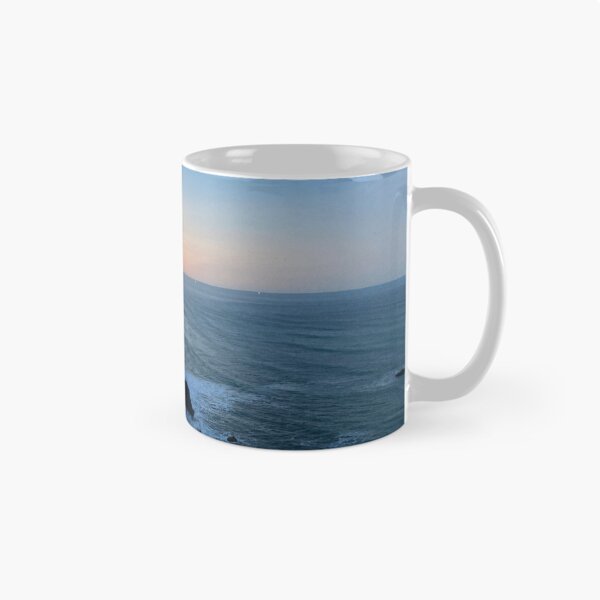 Item preview, Horizonte del Pacífico al anochecer – Vista del atardecer costero designed and sold by 3 Square Hollow Trading Post.