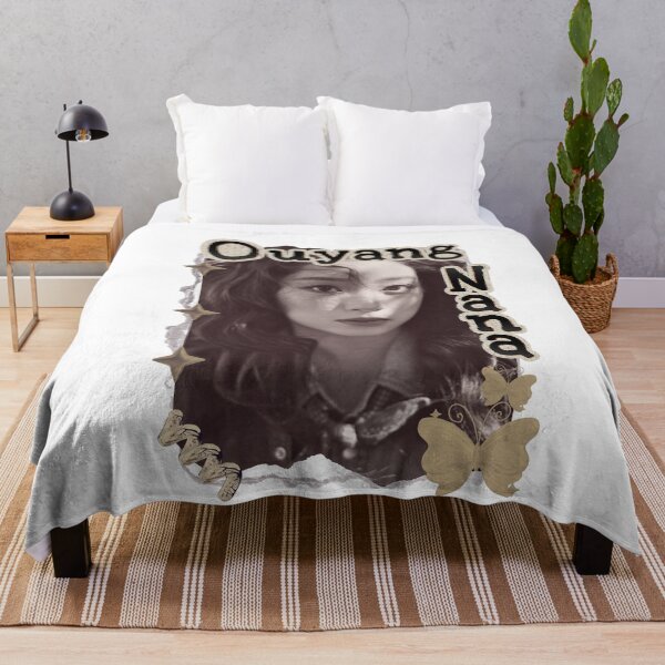 Item preview, Ouyang Nana (欧阳娜娜) Chinese Actress Art Chinese Celebrity Illustration Scrapbook Collage Cozy Y2K Vintage Design designed and sold by HELL0WBELLO.
