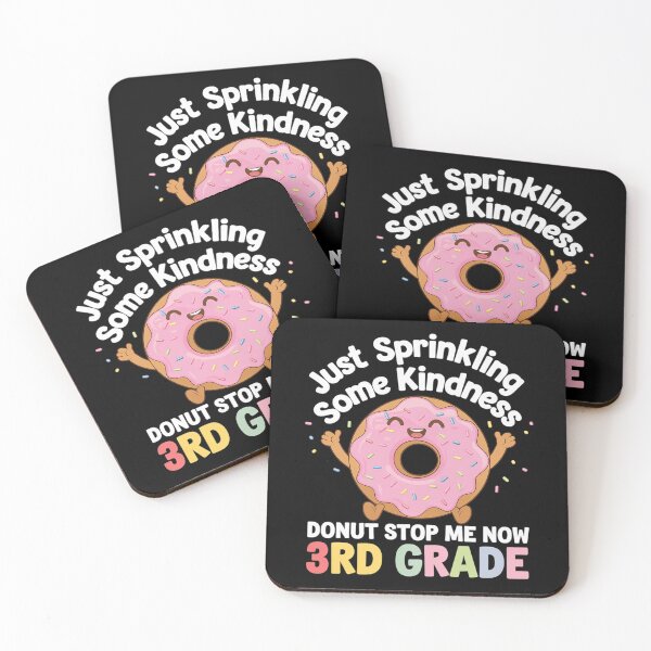 Artikelvorschau, Lustiger Donut als inspirierender Gruß zum Schulanfang für die 3. Klasse entworfen und verkauft von Moxizz.