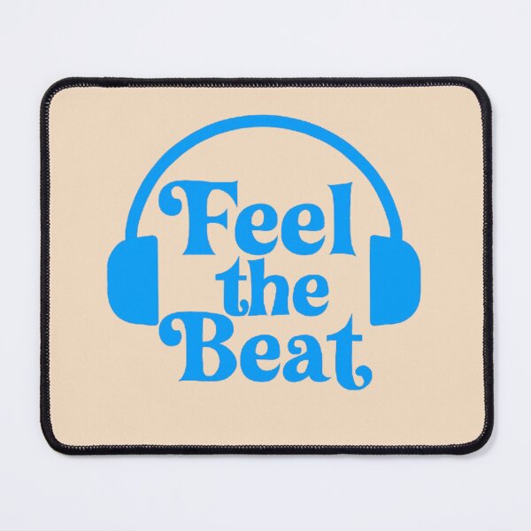 Artikelvorschau, Feel the Beat Retro-Kopfhörer-Typografie-Design entworfen und verkauft von H2Vibes.