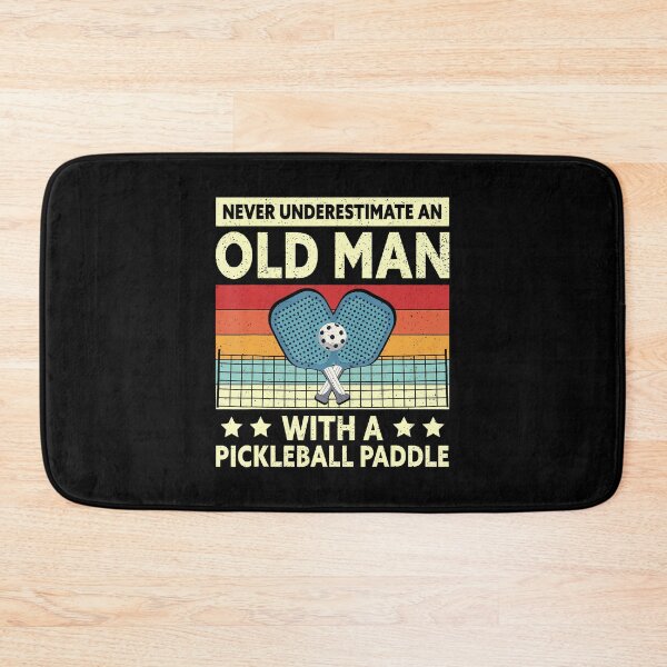 Artikelvorschau, Vintage Pickleball-Schläger „Unterschätze niemals einen alten Mann“ entworfen und verkauft von JosephineCathy.