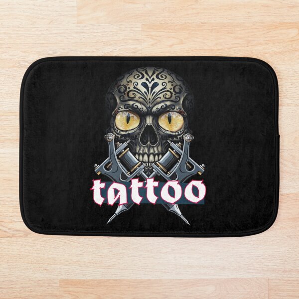 Item preview, Fanático del tatuaje: calavera tatuada con ojos de gato y dos máquinas de tatuar designed and sold by ARIVONTEE.