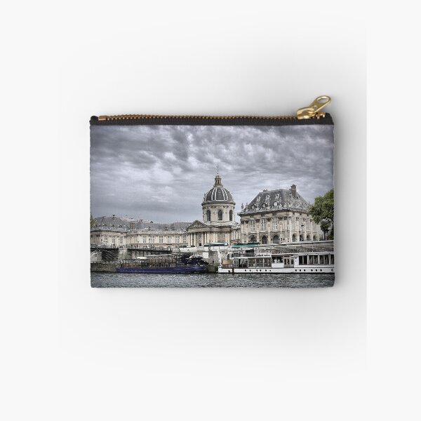 Artikelvorschau, Architekturträume (6) Das Institut de France entworfen und verkauft von Larry Davis.