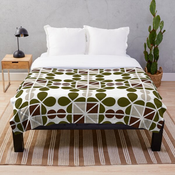 Artikelvorschau, Four Leaf Clover Mandala Pattern – Good Luck Energy entworfen und verkauft von Ramona Grafikdesign .