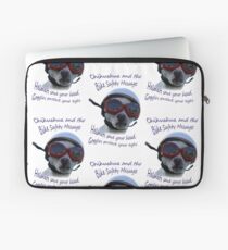 Chihuahua and the Bike Safety Message --New and Improved Tee Laptop Sleeve