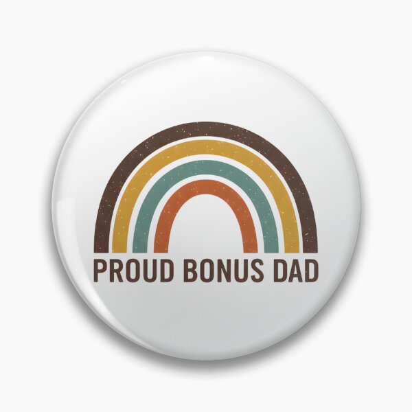 Artikelvorschau, Proud Bonus Dad – Retro Rainbow Stepdad T-Shirt Design für Vatertag & Patchworkfamilie entworfen und verkauft von Minted..