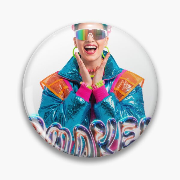 Artikelvorschau, Y2K Tech Vibes – Retro-futuristisches Design entworfen und verkauft von Braily.