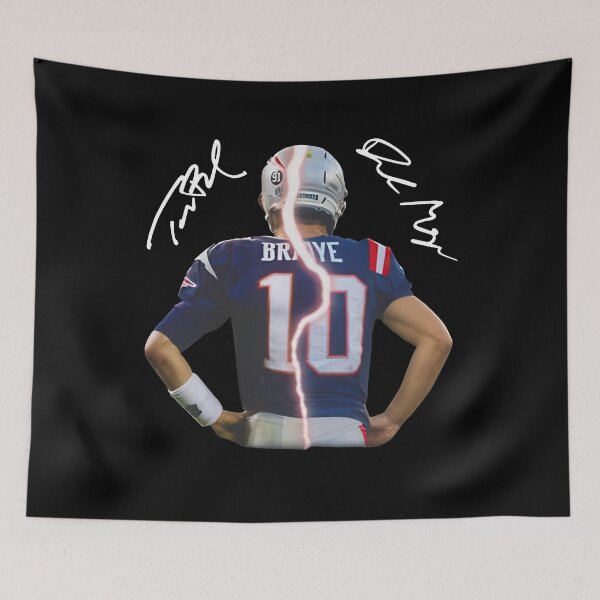 Artikelvorschau, Vintage Drake Maye und Tom Brady entworfen und verkauft von Melissanet.