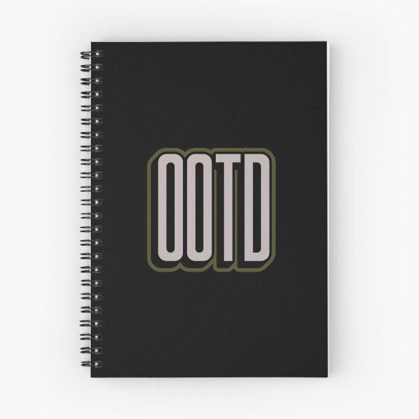 Aperçu de l'œuvre Design typographique rétro audacieux pour la tenue du jour créée et vendue par trepiu.
