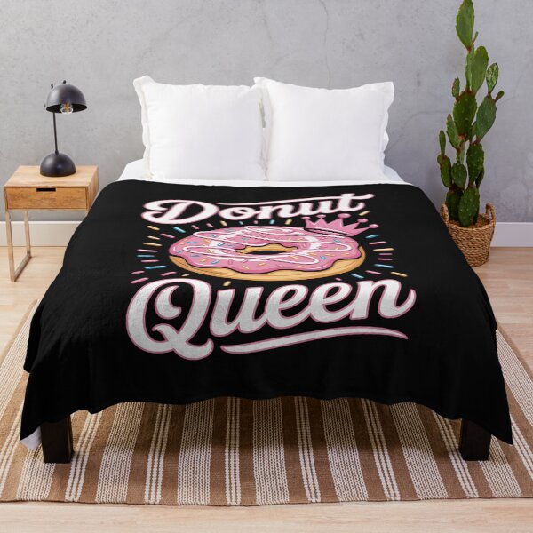 Item preview, Reina divertida de las donas amantes de las donas con donas de chispas designed and sold by LegendsArt75.
