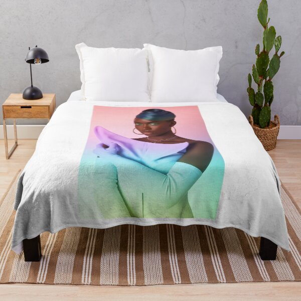Item preview, Mujer negra a la moda futurista designed and sold by BenCoStyle.