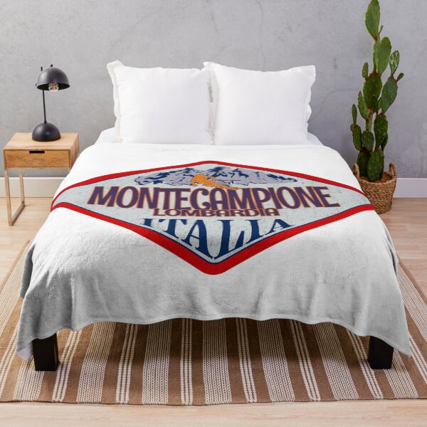 Item preview, Montecampione, Lombardia, Brescia, Italia, Italia, diseño de insignia de esquí vintage designed and sold by Wanderful-roads.