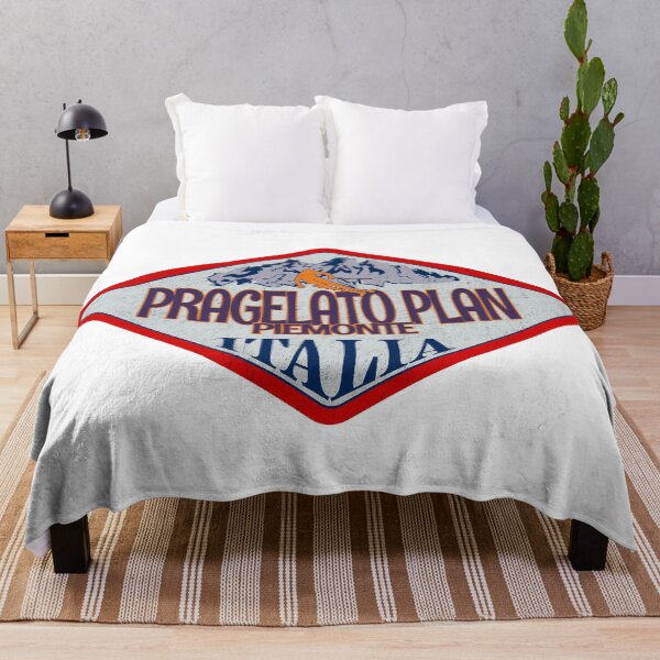 Item preview, Pragelato Plan, Piemonte, Torino, Italy, Italia, Vintage skiing badge design designed and sold by Wanderful-roads.