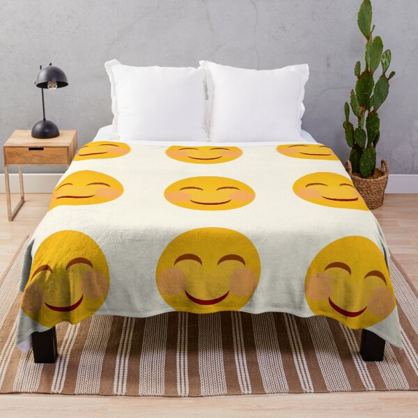 Item preview, Emoji sonriente y adorable: una idea de regalo divertida y alegre designed and sold by katerin17.